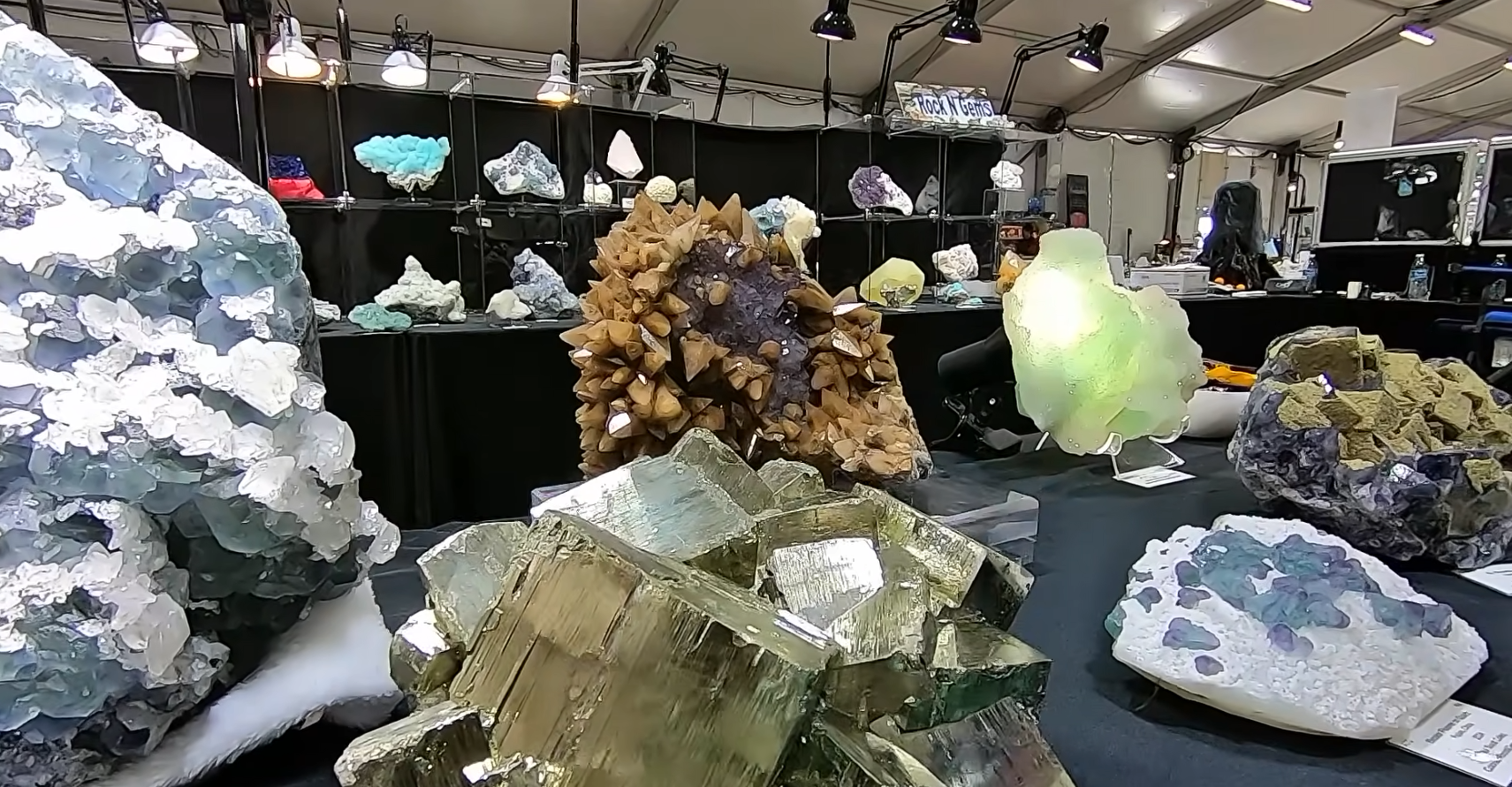 Milwaukee Mineral, Fossil, Gem & Jewelry Show